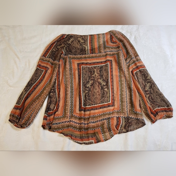 Blu Pepper Sheer Paisley and Animal Print Blouse, EUC, Size Large - Picture 5 of 7